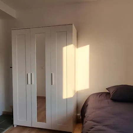 Avec Salle D'eau Privative Dans Partage *