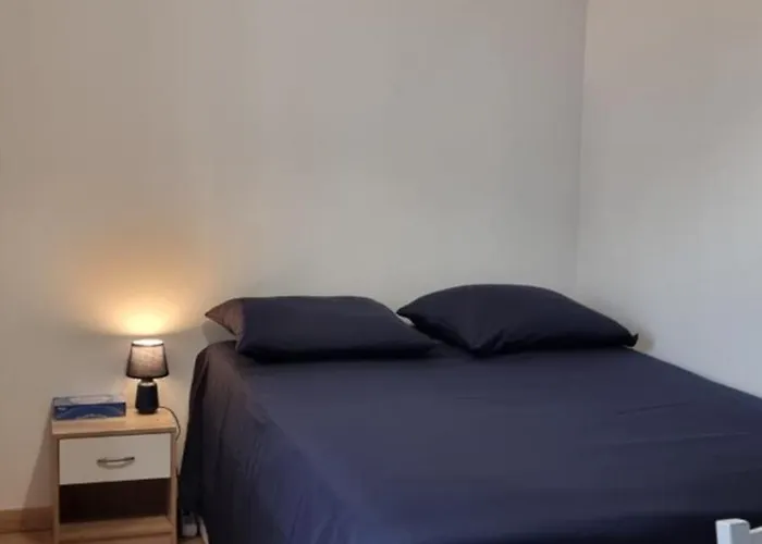 Avec Salle D'eau Privative Dans Partage 아파트 툴루즈